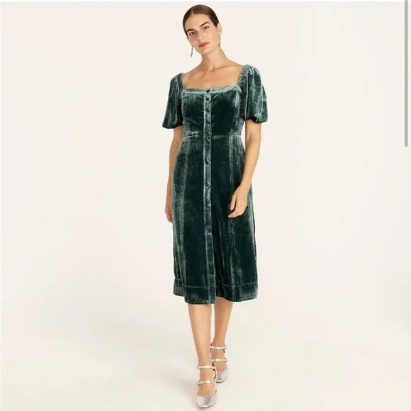 green emerald velvet dress Inez Velvet Dress